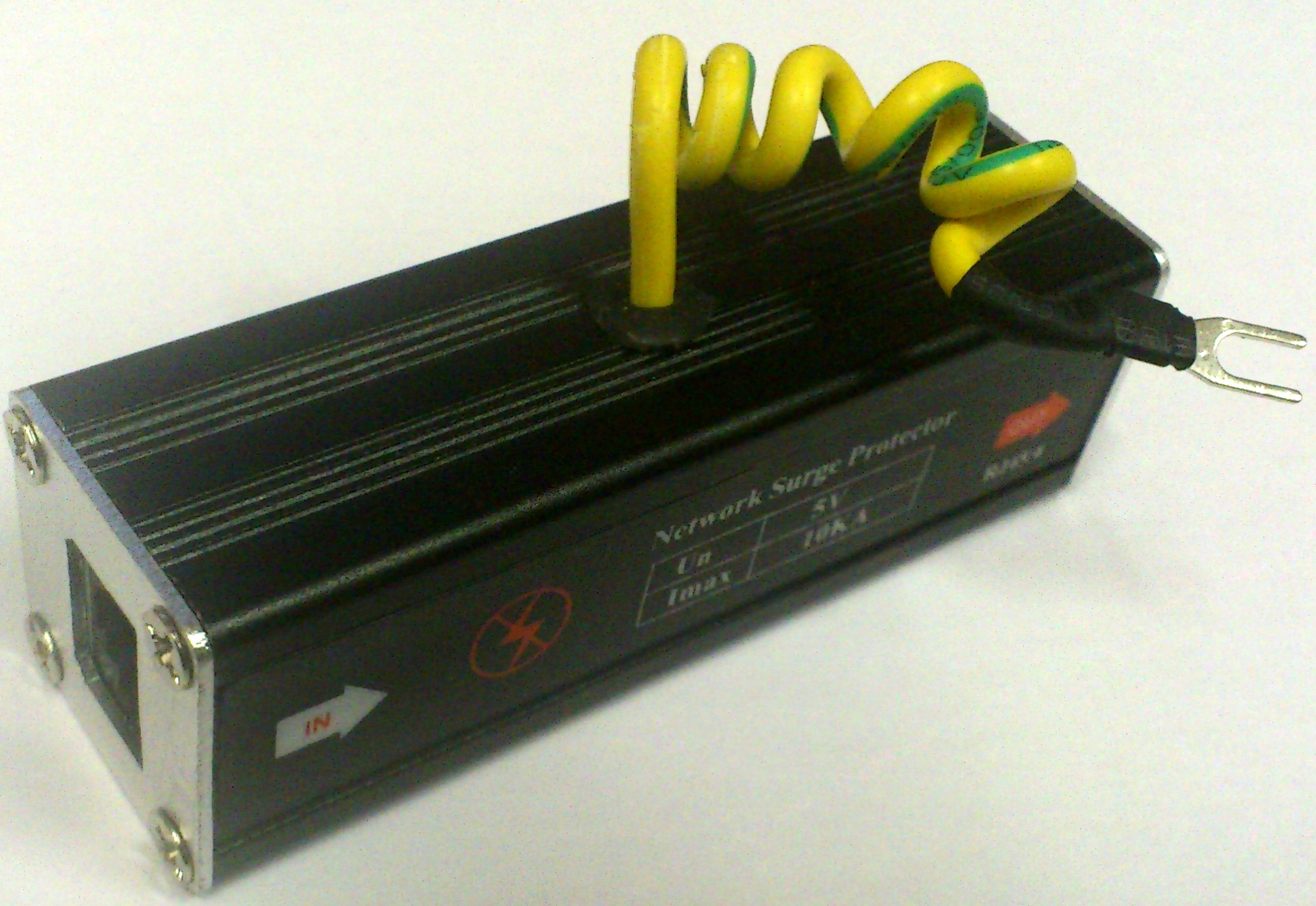 Viršsrovio apsauga LAN linijai SP-RJ45 (4 PIN) Viršsrovio apsauga LAN linijai SP-RJ45 (4 PIN)